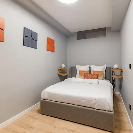 Chic 2-room In The Heart Of Parisian Luxury Paris